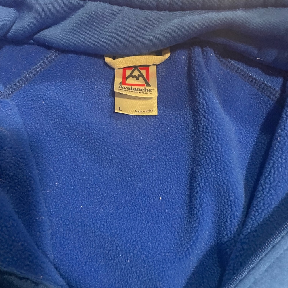 Avalanche Performance Half Zip Lined Pull Over At… - image 3